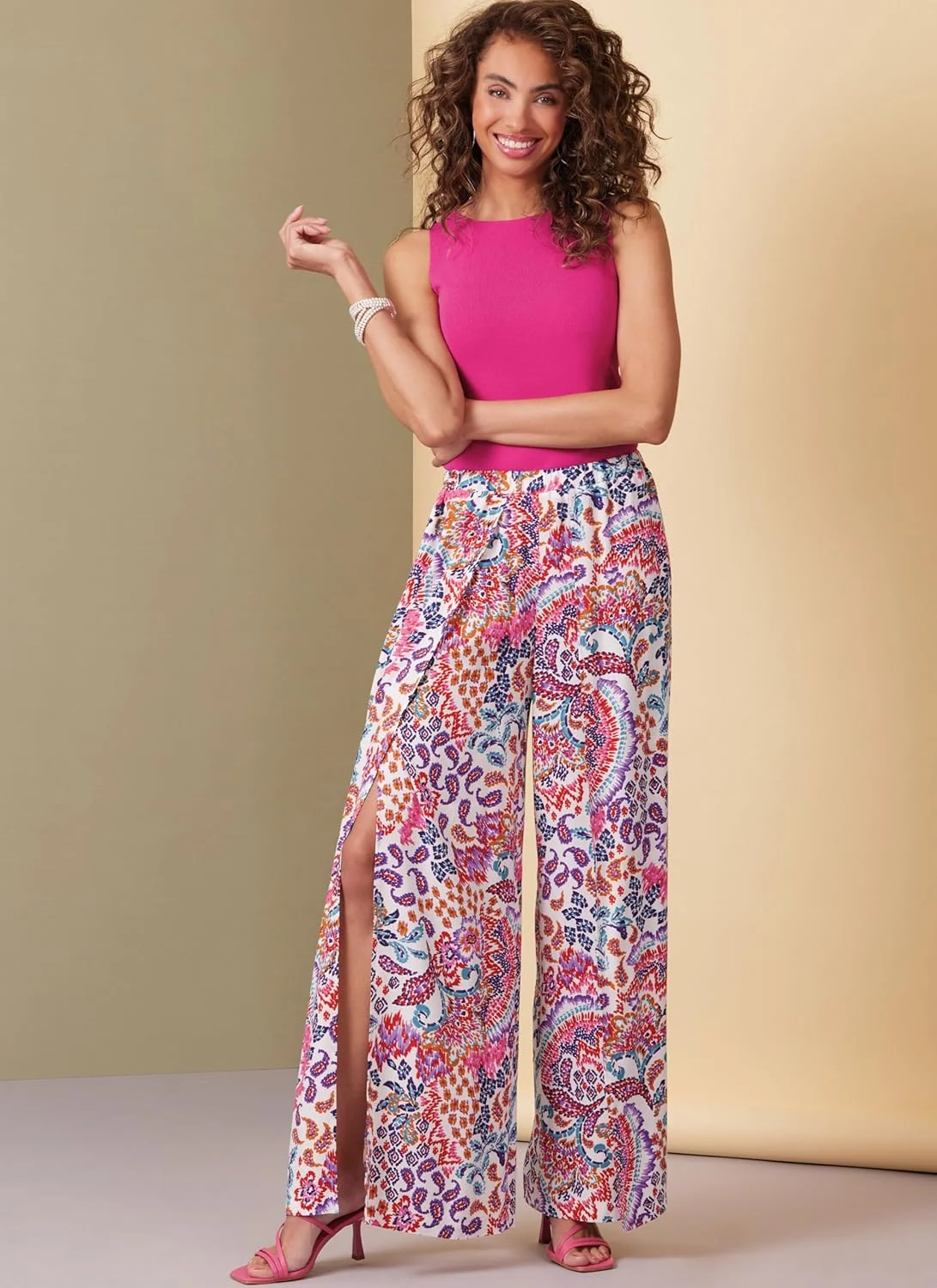 الگوی خیاطی آسان شورت و شلوار زنانه Butterick B7000Y5، کد طراحی B7000، سایزهای 18-20-22-24-26 الگوی خیاطی آسان شورت و شلوار زنانه Butterick B7000Y5، کد طراحی B7000، سایزهای 18-20-22-24-26