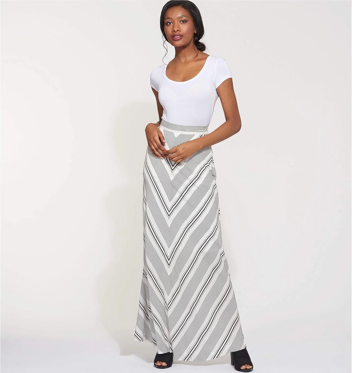 الگوی خیاطی سادگی S8885 دامن و شلوار زنانه، کاغذی، سفید، متنوع