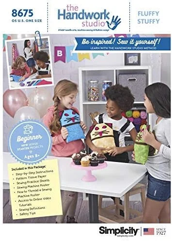 الگوی خیاطی سادگی D0955 / 8675 - استودیو کار دستی: عروسک پشمالو، OS (تک سایز) الگوی خیاطی سادگی D0955 / 8675 - استودیو کار دستی: عروسک پشمالو، OS (تک سایز)