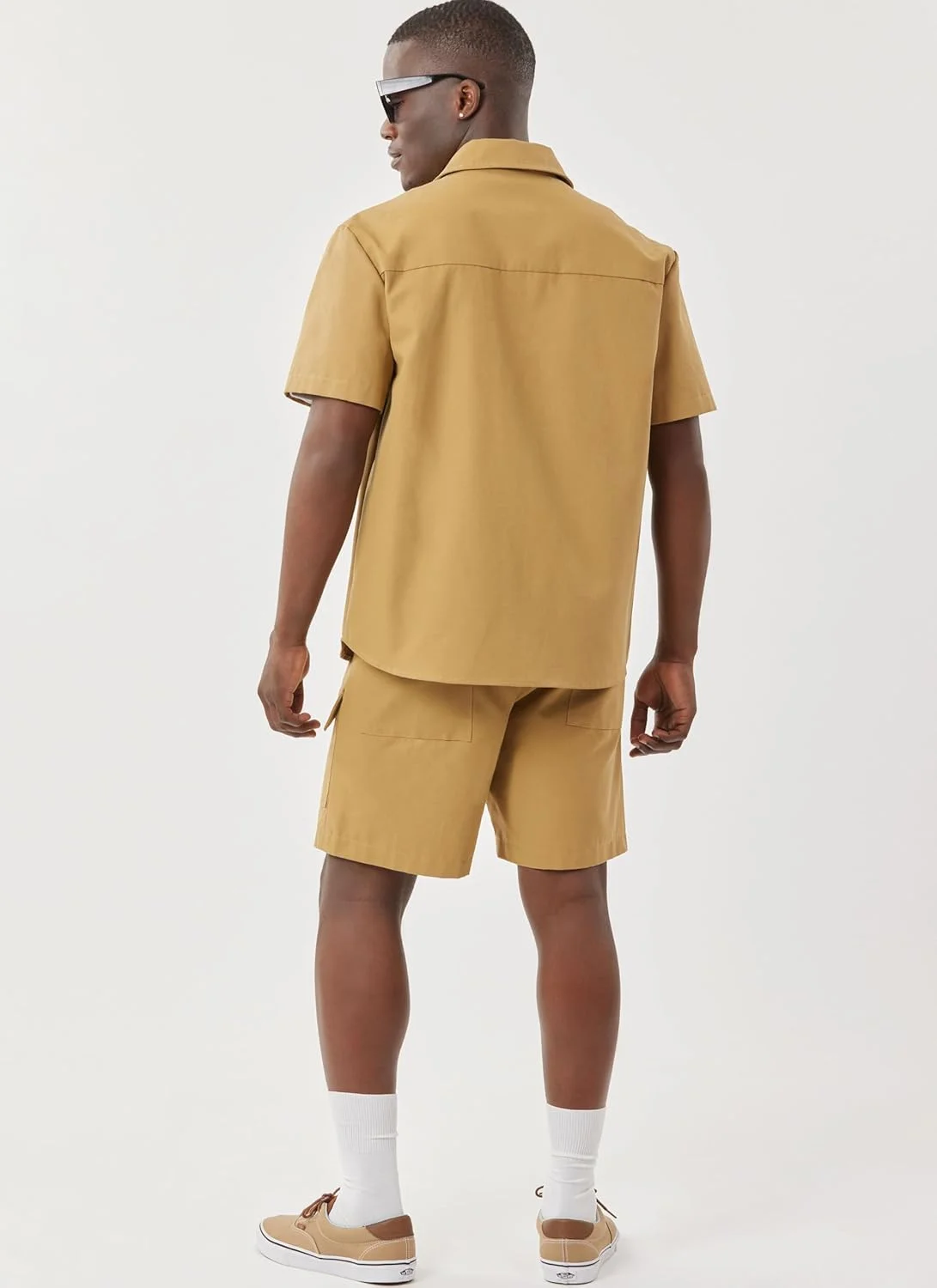 الگوی خیاطی مردانه SIMPLICITY مدل SS3110AA برای پیراهن، شورت و شلوار سایز AA (34-36-38-40-42) الگوی خیاطی مردانه SIMPLICITY مدل SS3110AA برای پیراهن، شورت و شلوار سایز AA (34-36-38-40-42)