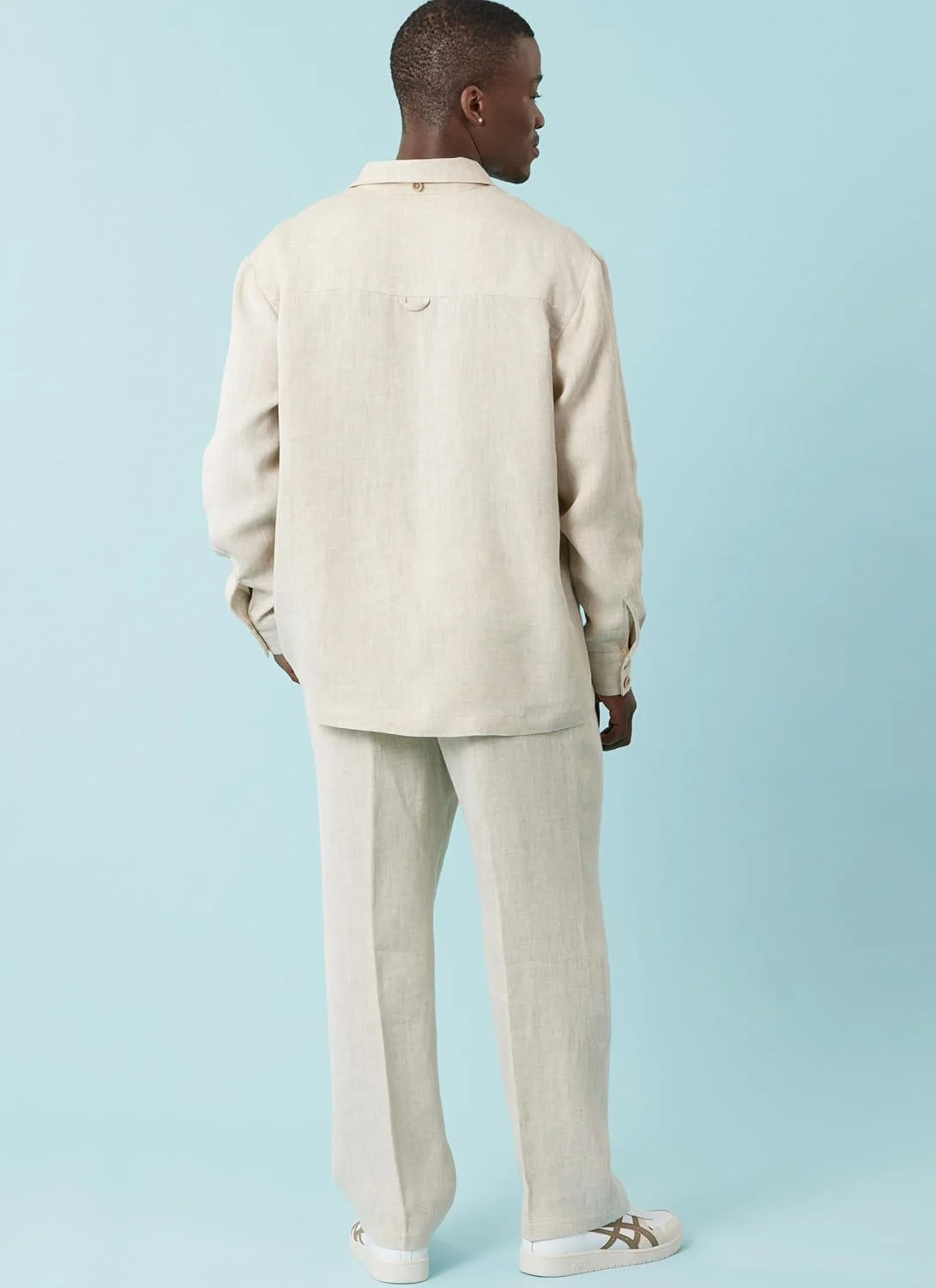 الگوی خیاطی مردانه SIMPLICITY مدل SS3076BB شامل تاپ، شلوارک و شلوار سایز BB (44-46-48-50-52) الگوی خیاطی مردانه SIMPLICITY مدل SS3076BB شامل تاپ، شلوارک و شلوار سایز BB (44-46-48-50-52)