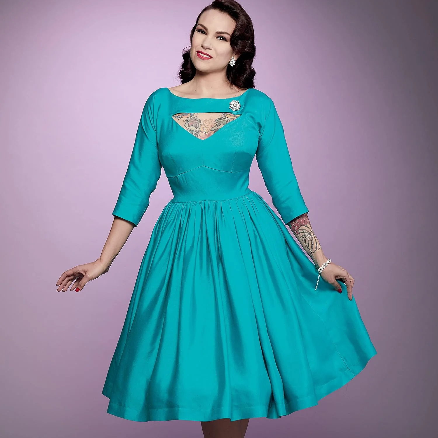 الگوی دوخت لباس زنانه تنگ و ساده Simplicity، کد 9296، سایز 14-22، سفید