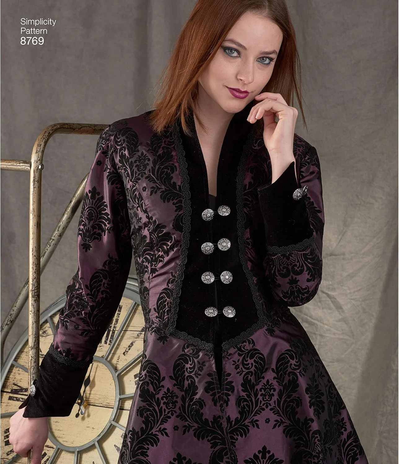 الگوی خیاطی کت زنانه Simplicity 8769 برای لباس های قرون وسطایی و رنسانس، سایزهای 6-14