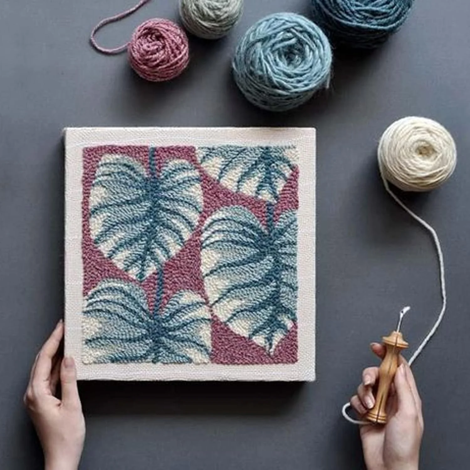 ست دو عددی سوزن پانچ با دسته چوبی، ابزار دوخت سوزن پانچ گلدوزی برای نخ و کاموا صنایع دستی DIY