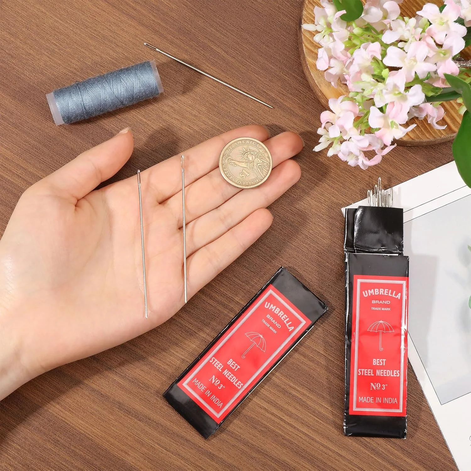 FREEBLOSS 50 عدد سوزن ساشیکو 2.9 اینچی، سوزن های خیاطی فولادی کربنی برای پروژه های صنایع دستی و هنری، مجموعه سوزن های خیاطی چشم بزرگ با جعبه سوزن پلاستیکی، ضخامت 0.04 اینچ FREEBLOSS 50 عدد سوزن ساشیکو 2.9 اینچی، سوزن های خیاطی فولادی کربنی برای پروژه های صنایع دستی و هنری، مجموعه سوزن های خیاطی چشم بزرگ با جعبه سوزن پلاستیکی، ضخامت 0.04 اینچ