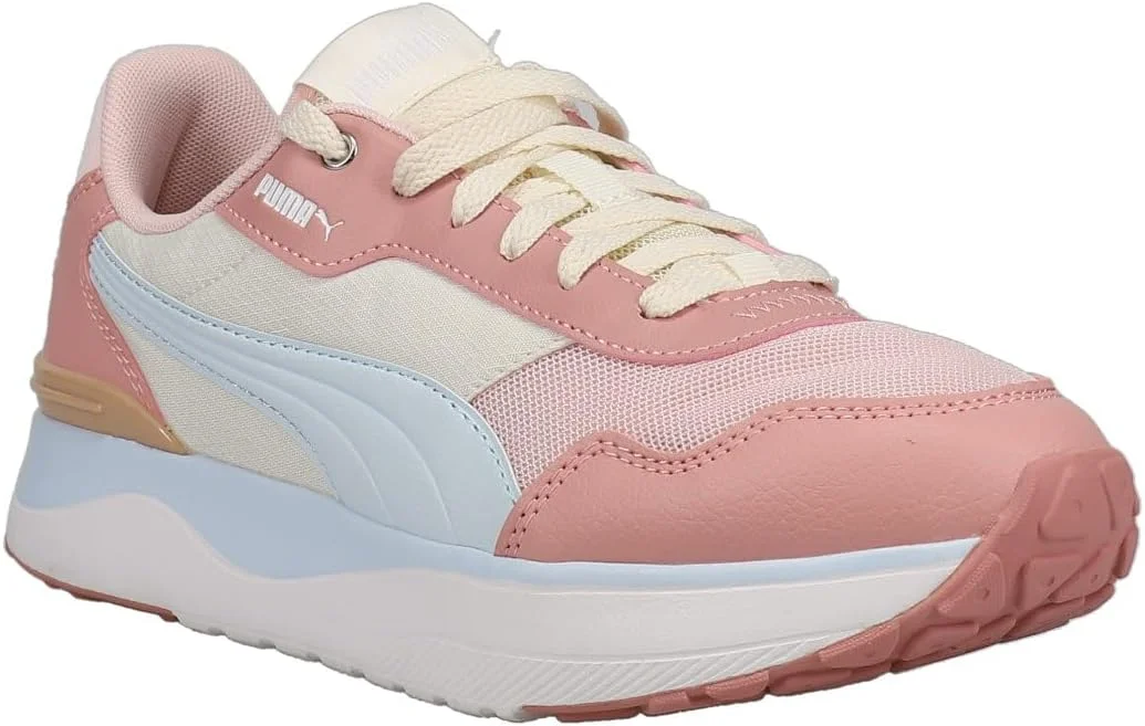 کفش ورزشی دخترانه پوما مدل R78 Voyage بند دار - صورتی