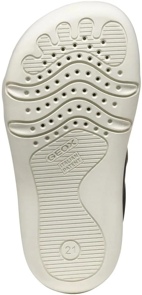 کفش کتانی پسرانه جیوکس مدل B Steppieup Boy a کفش کتانی پسرانه جیوکس مدل B Steppieup Boy a