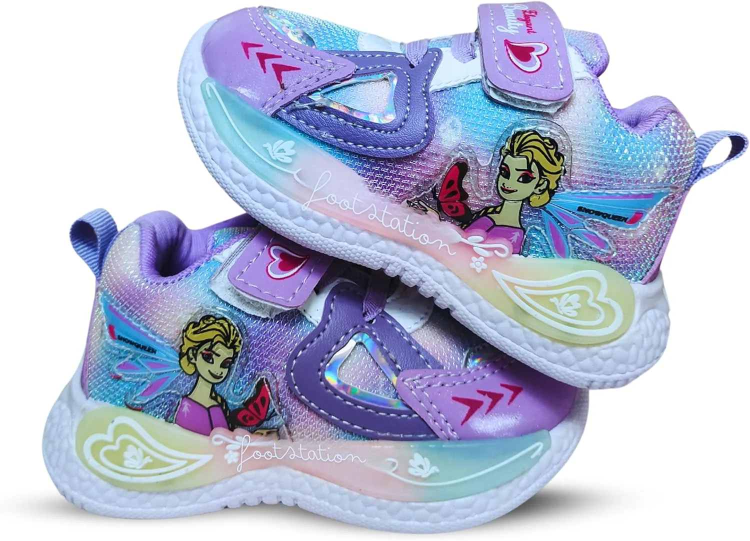 کفش‌های کتانی دخترانه رنگارنگ و بازیگوش فوت‌استیشن