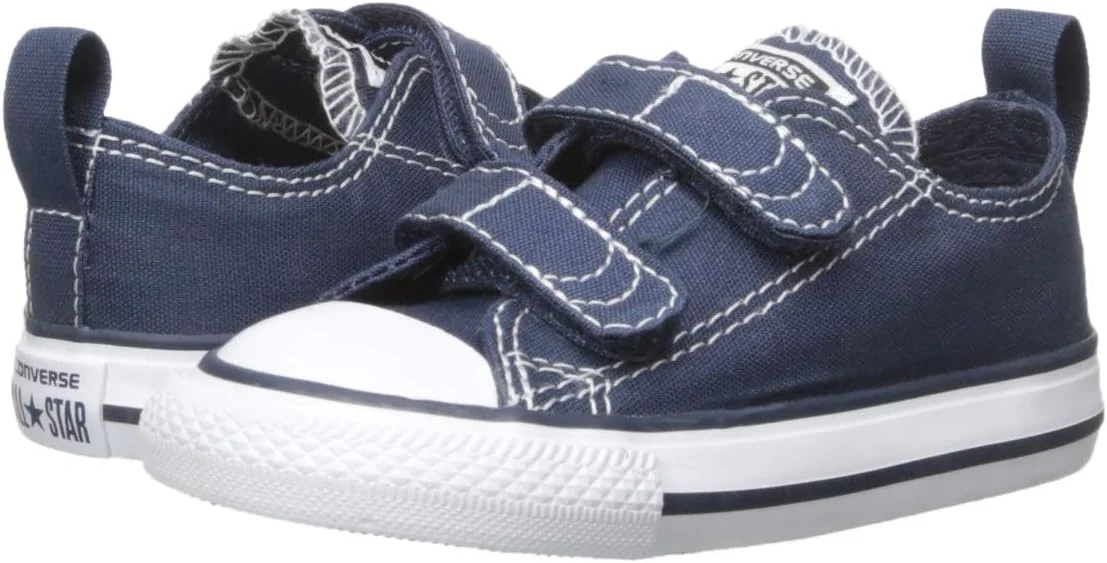 کفش کانورس چاک تیلور آل استار 2V Low Top نوزادی/دخترانه/پسرانه کفش کانورس چاک تیلور آل استار 2V Low Top نوزادی/دخترانه/پسرانه