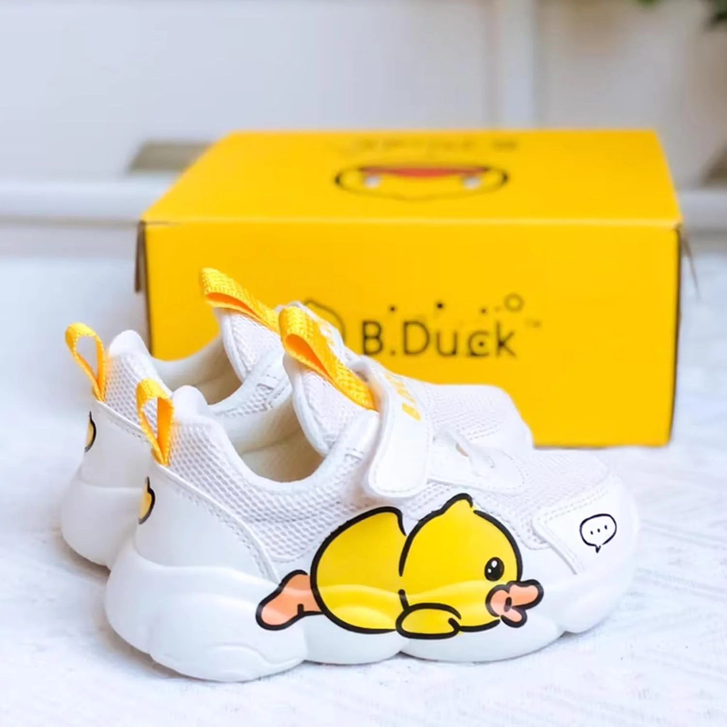 کفش‌های کتانی پسرانه و دخترانه B.Duck، اولین کفش‌های پیاده‌روی سبک وزن و ضد لغزش طرح اردک زرد با چسب ولکرو