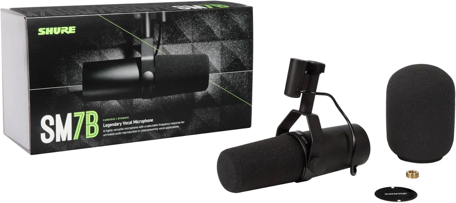 میکروفون استودیویی کاردیوئید Shure SM7B، ضبط حرفهای صدا، دینامیک، برای پخش زنده، بازیهای رایانهای و پادکست، مشکی میکروفون استودیویی کاردیوئید Shure SM7B، ضبط حرفهای صدا، دینامیک، برای پخش زنده، بازیهای رایانهای و پادکست، مشکی
