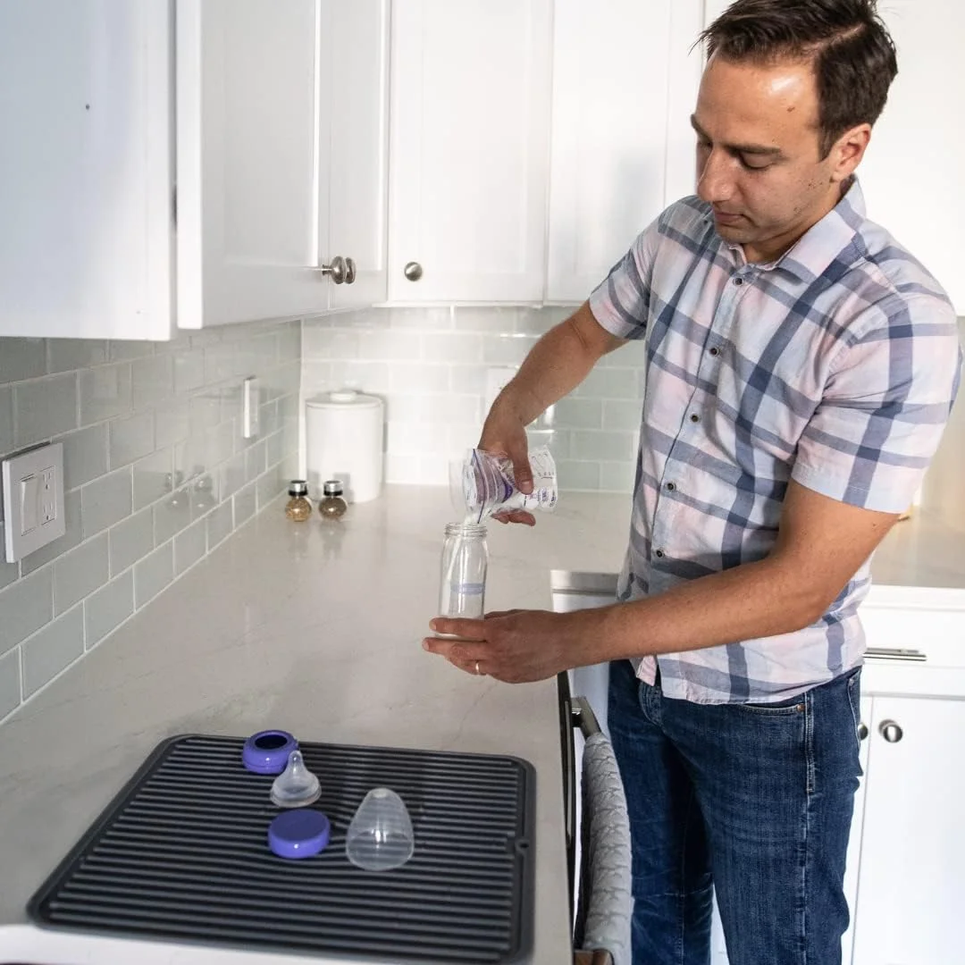 شیشه شیر پیرکس لانسینو با سرشیشه NaturalWave (160 میلی لیتر)، ضد کولیک، شیشه ممتاز مقاوم در برابر حرارت و شوک حرارتی، سرشیشه سیلیکونی نرم و انعطاف پذیر با جریان آهسته، فاقد BPA و BPS، بنفش