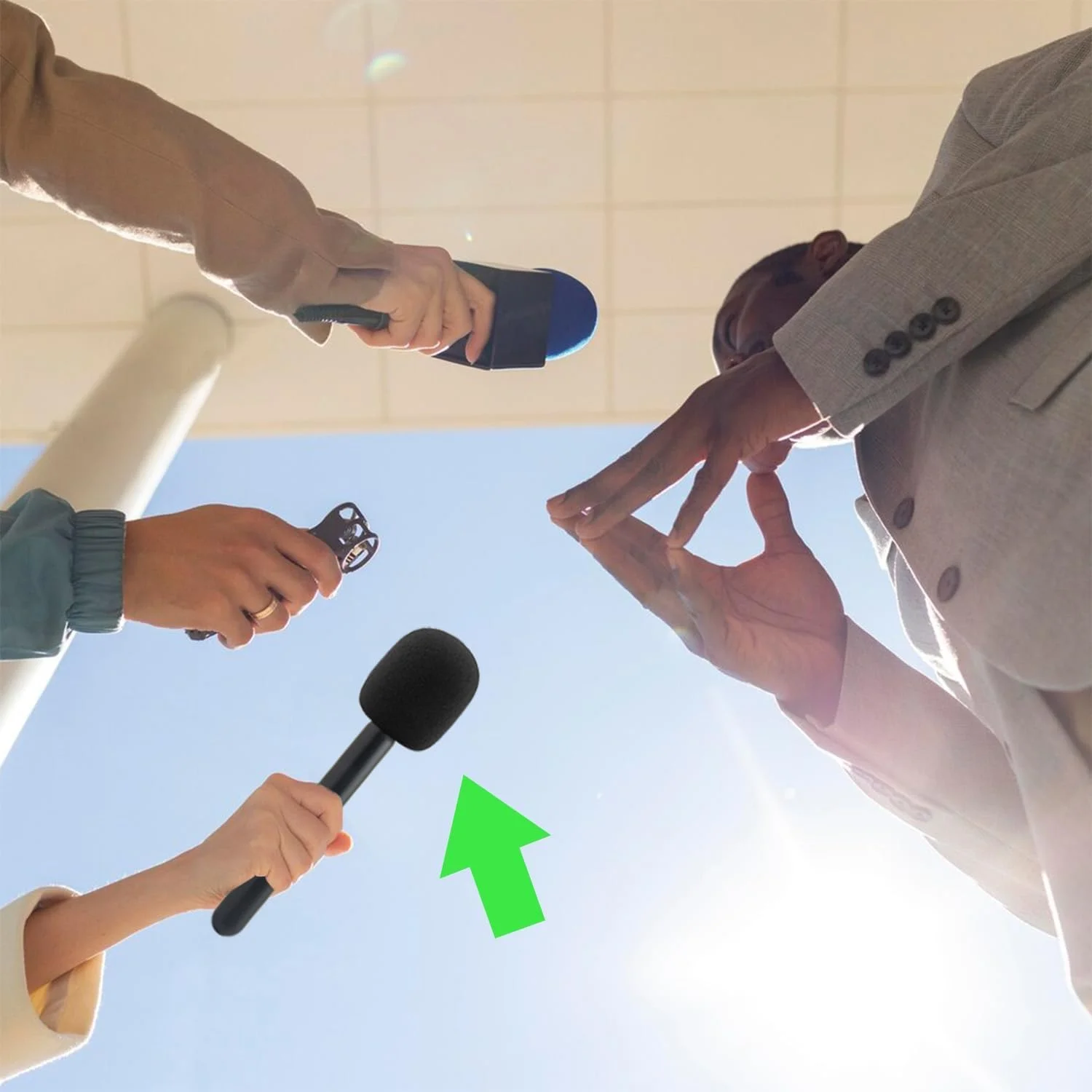 میکروفون بی سیم دستی با پایه آداپتور، دسته مصاحبه با مانت کفشک سرد، نگهدارنده فرستنده جهانی