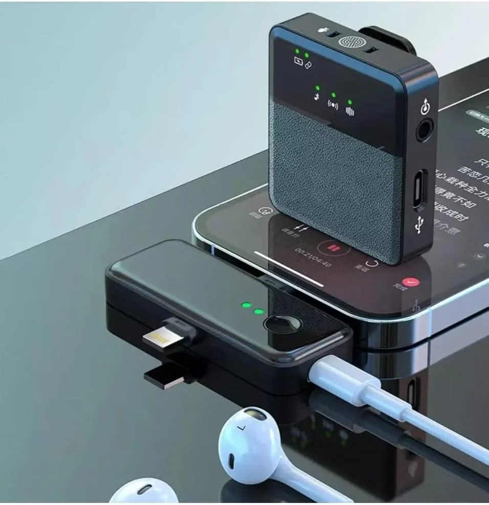 ست میکروفون بیسیم 3 در 1 – میکروفون دوگانه برای iOS/Android، پلاگ Type-C، مناسب برای ویدیوها و پخش زنده ست میکروفون بیسیم 3 در 1 – میکروفون دوگانه برای iOS/Android، پلاگ Type-C، مناسب برای ویدیوها و پخش زنده