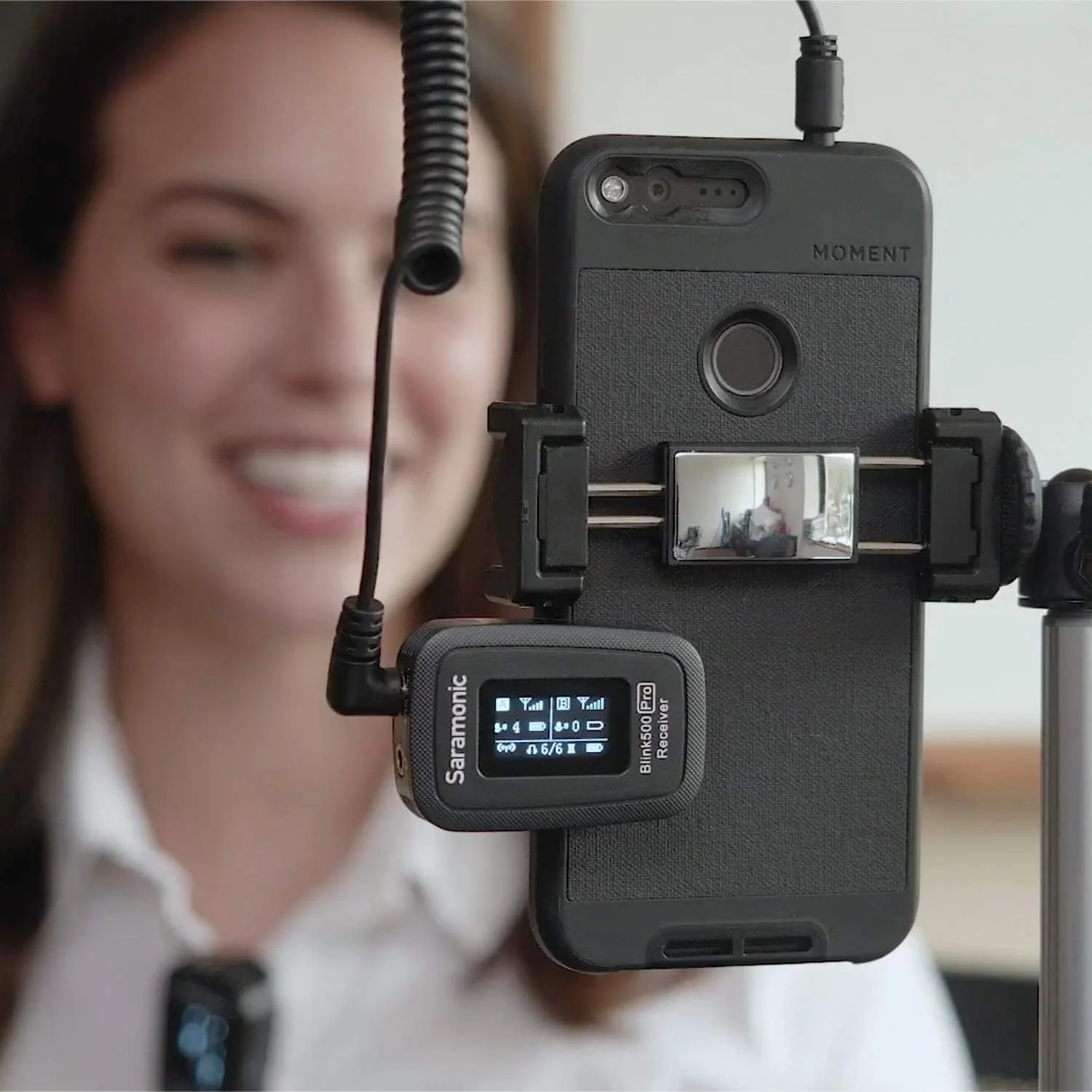 میکروفون یقه‌ای بی‌سیم دو کاناله Saramonic Upgraded Blink500 Pro 2.4GHz برای دوربین فیلمبرداری DSLR، اندروید، آیفون، تبلت، کامپیوتر، ضبط صدا، فیسبوک، یوتیوب، پادکست، ولاگ، مصاحبه (B2)