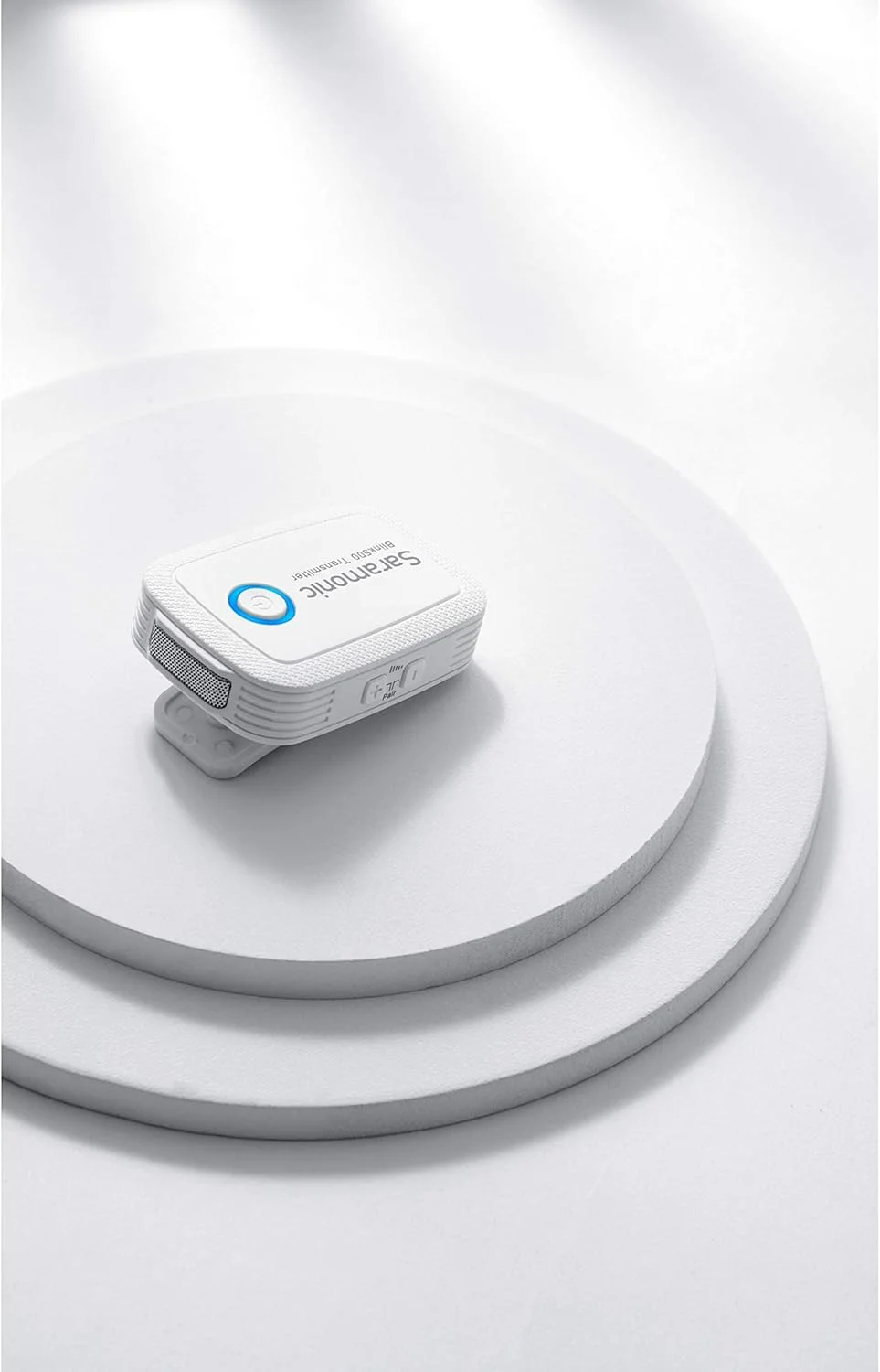 سیستم میکروفون بی‌سیم گیره‌ای فوق‌العاده کوچک 2.4 گیگاهرتزی سارامونیک با میکروفون یقه‌ای و گیرنده دوگانه برای دوربین‌ها و موبایل (Blink 500 B1)