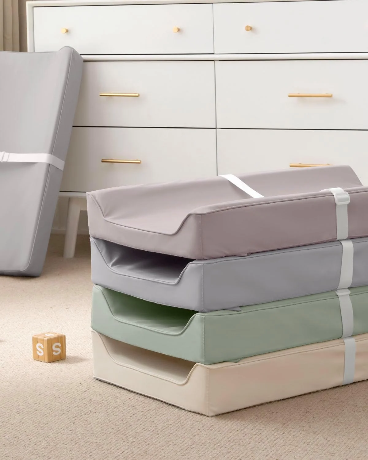 پد تعویض پوشک کودک Blissful Diary از چرم گیاهی با روکش PU ضد آب و قابل تمیز کردن، پد تعویض پوشک راحت با اندازه استاندارد برای کمد و میز، سبز روشن پد تعویض پوشک کودک Blissful Diary از چرم گیاهی با روکش PU ضد آب و قابل تمیز کردن، پد تعویض پوشک راحت با اندازه استاندارد برای کمد و میز، سبز روشن