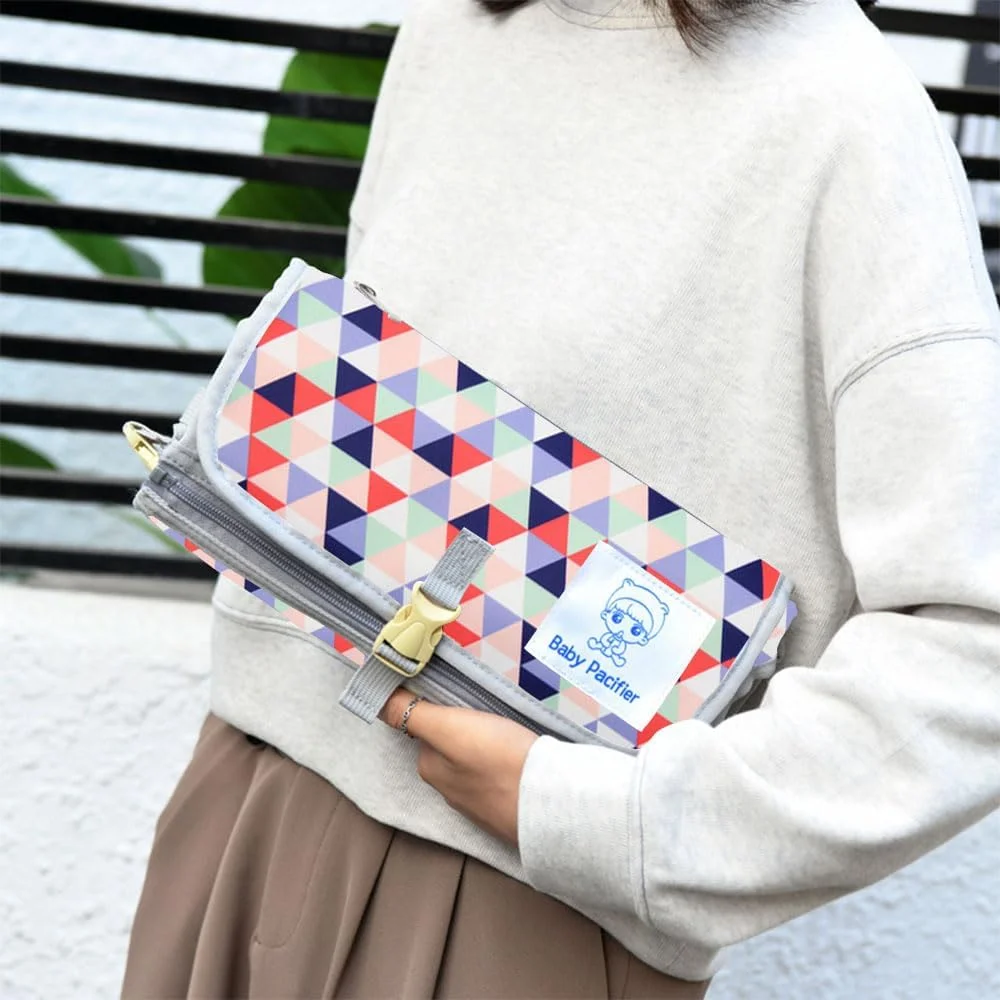 زیرانداز تعویض پوشک قابل حمل Defsedar، زیرانداز ضد آب میز تعویض مسافرتی برای نوزاد، زیرانداز تعویض پوشک با جیب دستمال مرطوب هوشمند، هدیه سیسمونی (قرمز) زیرانداز تعویض پوشک قابل حمل Defsedar، زیرانداز ضد آب میز تعویض مسافرتی برای نوزاد، زیرانداز تعویض پوشک با جیب دستمال مرطوب هوشمند، هدیه سیسمونی (قرمز)