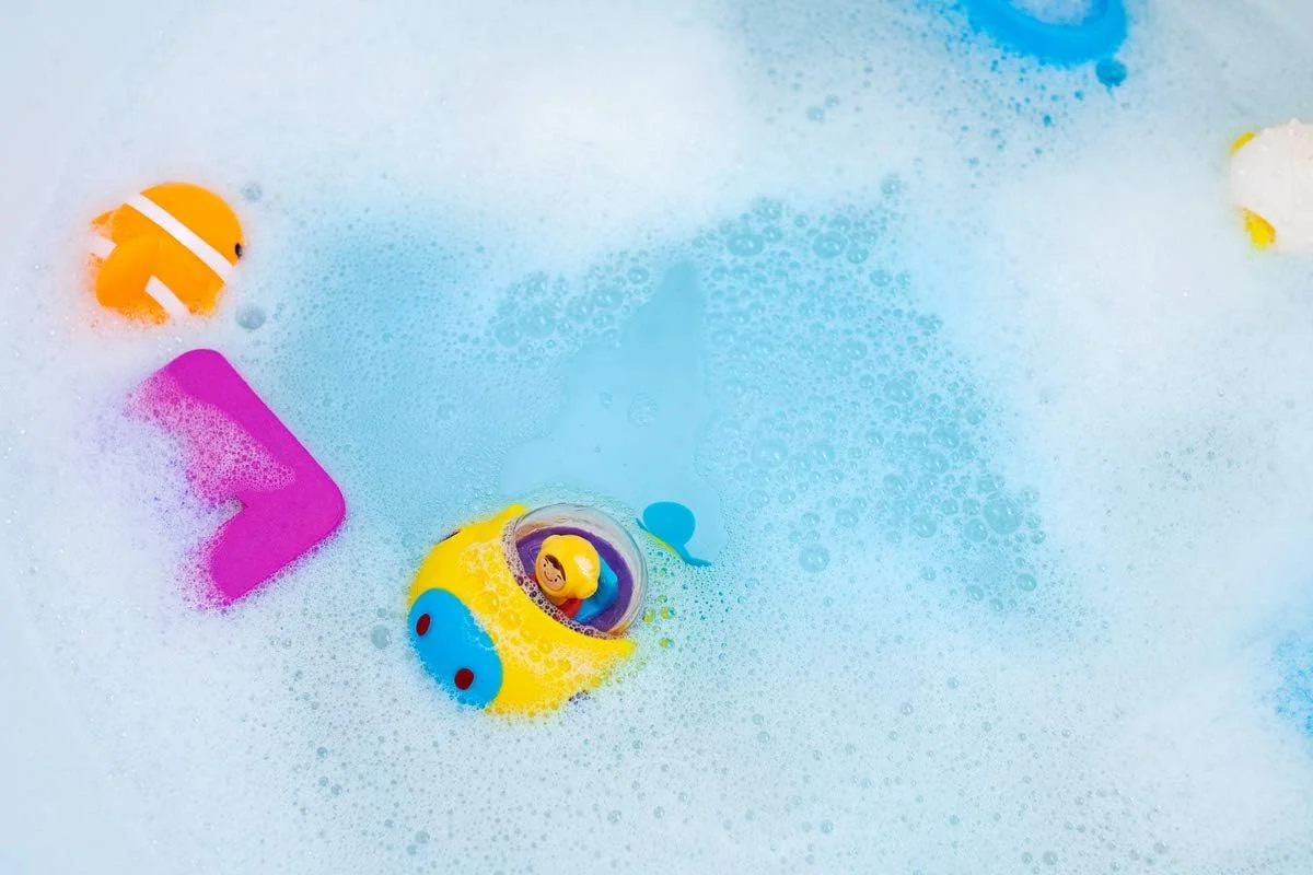 اسباب بازی حمام Munchkin Undersea Explorer، سرگرمی حمام، اسباب بازی رنگارنگ برای سرگرم کردن کودکان، نوزاد/کودک/نوپا/بچه ها، 4 ماه به بالا. اسباب بازی حمام Munchkin Undersea Explorer، سرگرمی حمام، اسباب بازی رنگارنگ برای سرگرم کردن کودکان، نوزاد/کودک/نوپا/بچه ها، 4 ماه به بالا.