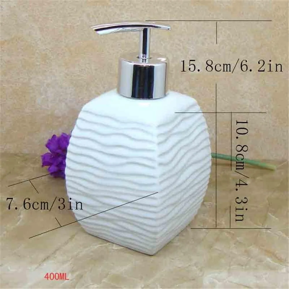 جا مایع دستشویی پمپی، بطری لوسیون سرامیکی، جا مایع دستشویی راه راه برای هتل، فشاری استریو مربعی سفید 380 میلی لیتر لوسیون برای آشپزخانه و حمام