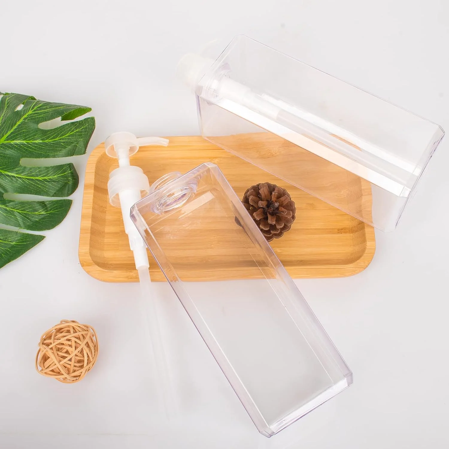 بطری های پمپ پلاستیکی خالی JiatuA، ظرف مایع پخش کننده صابون لوسیون قابل شارژ مجدد برای صابون های آشپزخانه یا حمام، شامپو و شستشوی بدن، 2 عدد (32oz/1L، شفاف)