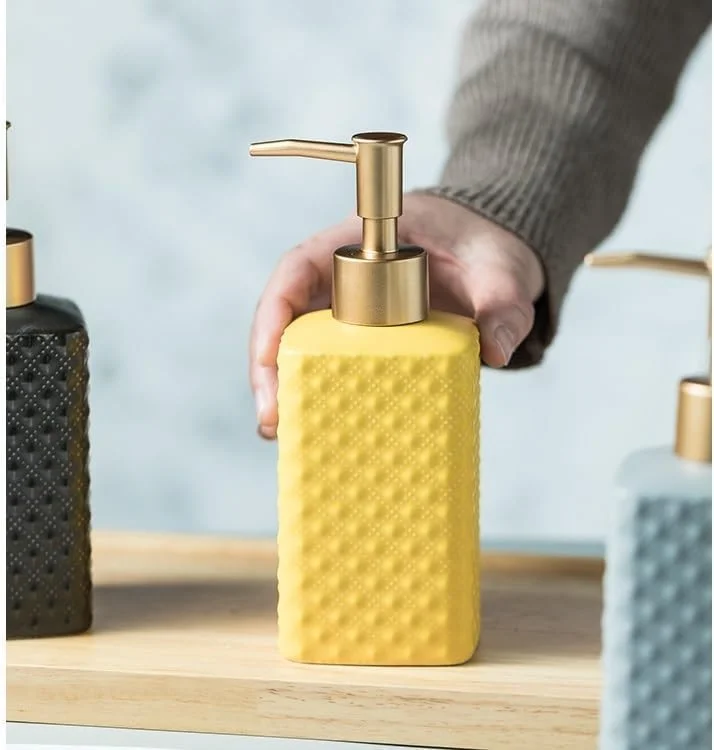 جامایع ظرفشویی آشپزخانه، جامایع ساده سرامیکی، ژل دوش، بطری جامایع دست، بطری فشاری لوسیون حمام، جا مایع دستشویی حمام جامایع ظرفشویی آشپزخانه، جامایع ساده سرامیکی، ژل دوش، بطری جامایع دست، بطری فشاری لوسیون حمام، جا مایع دستشویی حمام