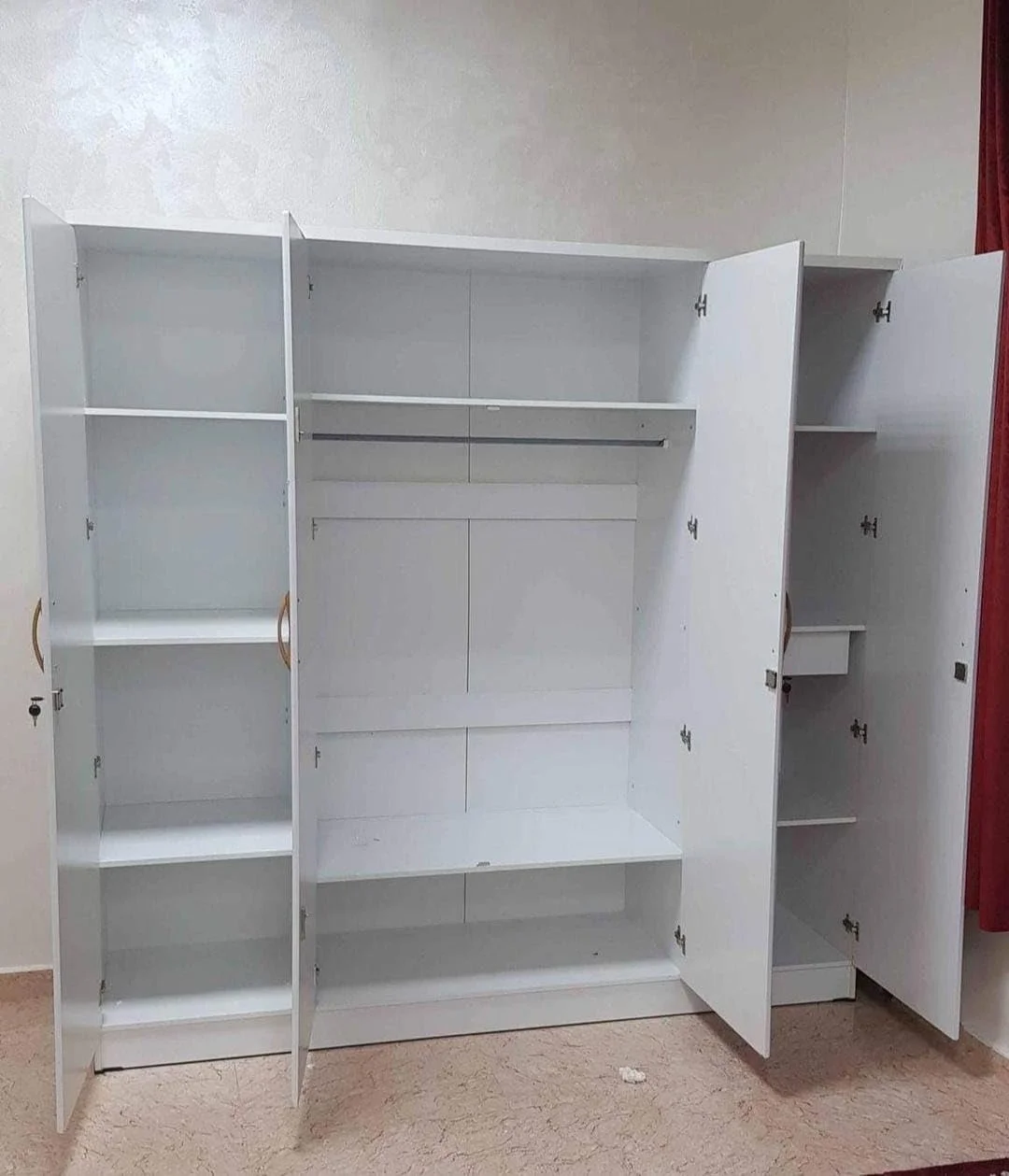 سرویس خواب دو نفره کینگ Home City Furniture به همراه میز آرایش و صندلی | تخت خواب سایز کینگ + تشک طبی، کمد 4 درب، 2 پاتختی، سرویس خواب چوبی مدرن و بادوام سرویس خواب دو نفره کینگ Home City Furniture به همراه میز آرایش و صندلی | تخت خواب سایز کینگ + تشک طبی، کمد 4 درب، 2 پاتختی، سرویس خواب چوبی مدرن و بادوام