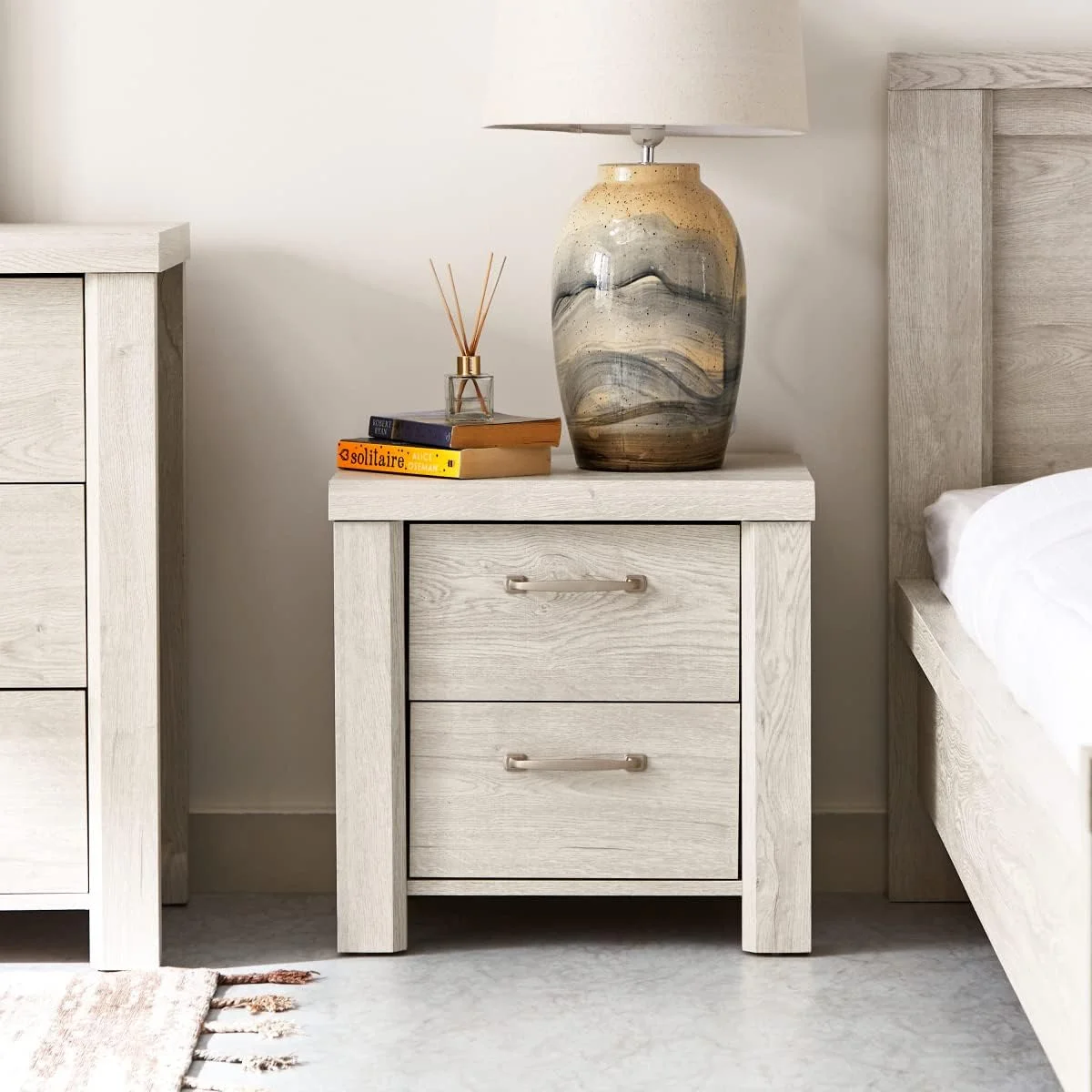 سرویس خواب 5 تکه کینگ هوم باکس مدل Aurelia ابعاد 201 x 95.5 x 190.2 سانتی متر رنگ بژ سرویس خواب 5 تکه کینگ هوم باکس مدل Aurelia ابعاد 201 x 95.5 x 190.2 سانتی متر رنگ بژ