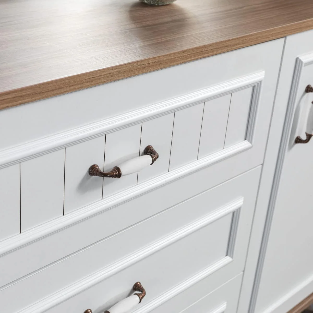 سرویس خواب 5 تکه کینگ ویکتوریا هوم باکس 208.2x120x197.6 سانتی متر سفید سرویس خواب 5 تکه کینگ ویکتوریا هوم باکس 208.2x120x197.6 سانتی متر سفید