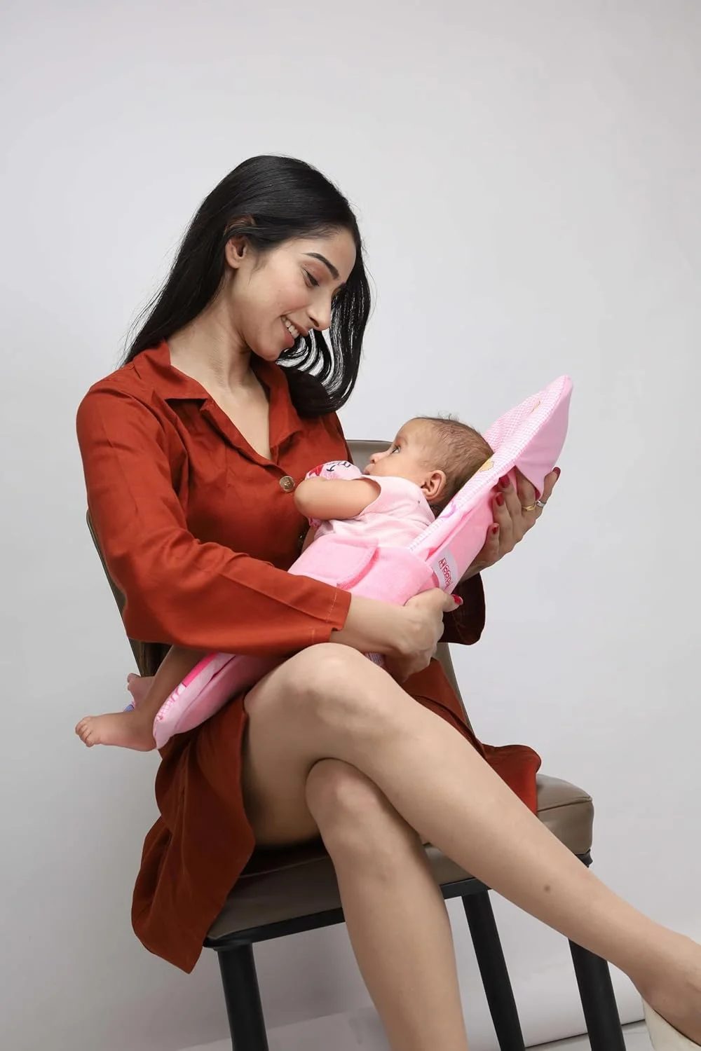 بالش شیردهی 2 در 1 هوپا با روکش نرم (صورتی) | کریر نوزاد | پد شیردهی بالش شیردهی 2 در 1 هوپا با روکش نرم (صورتی) | کریر نوزاد | پد شیردهی