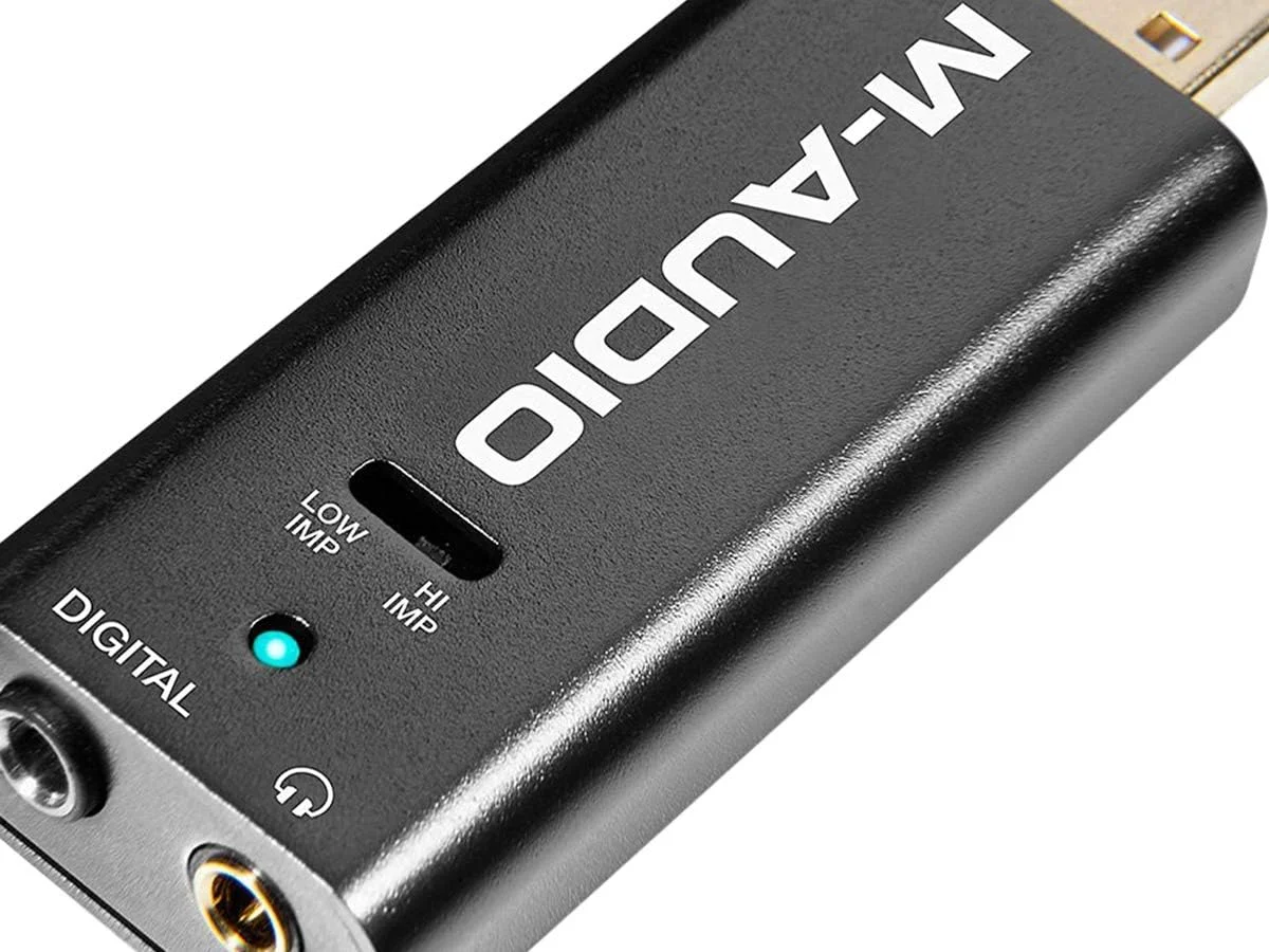 M-Audio Micro DAC - مبدل دیجیتال به آنالوگ قابل حمل با خروجی آنالوگ و دیجیتال کواکسیال M-Audio Micro DAC - مبدل دیجیتال به آنالوگ قابل حمل با خروجی آنالوگ و دیجیتال کواکسیال