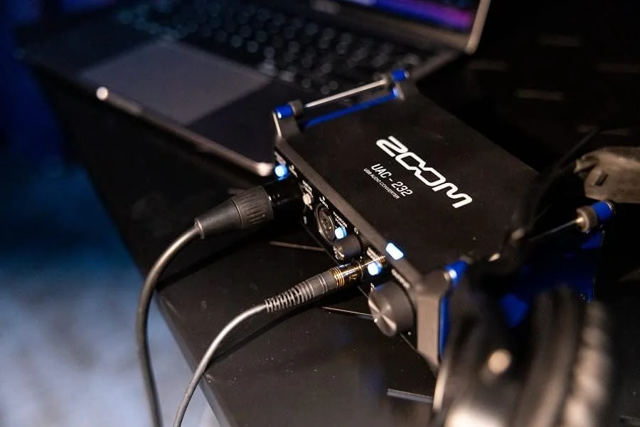 زوم - کارت صدا/میدی UAC-232-2in/2Out - ۱۹۲ کیلوهرتز - USB 3.0 زوم - کارت صدا/میدی UAC-232-2in/2Out - ۱۹۲ کیلوهرتز - USB 3.0