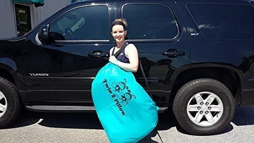 بالش دوقلو Z به همراه 1 روکش مخمل خاکستری + کیف مسافرتی رایگان!