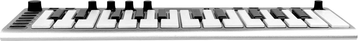 ای اس آی Xsynth | سینتی سایزر قابل حمل با صفحه کلید اصلی، رابط MIDI و رابط صوتی
