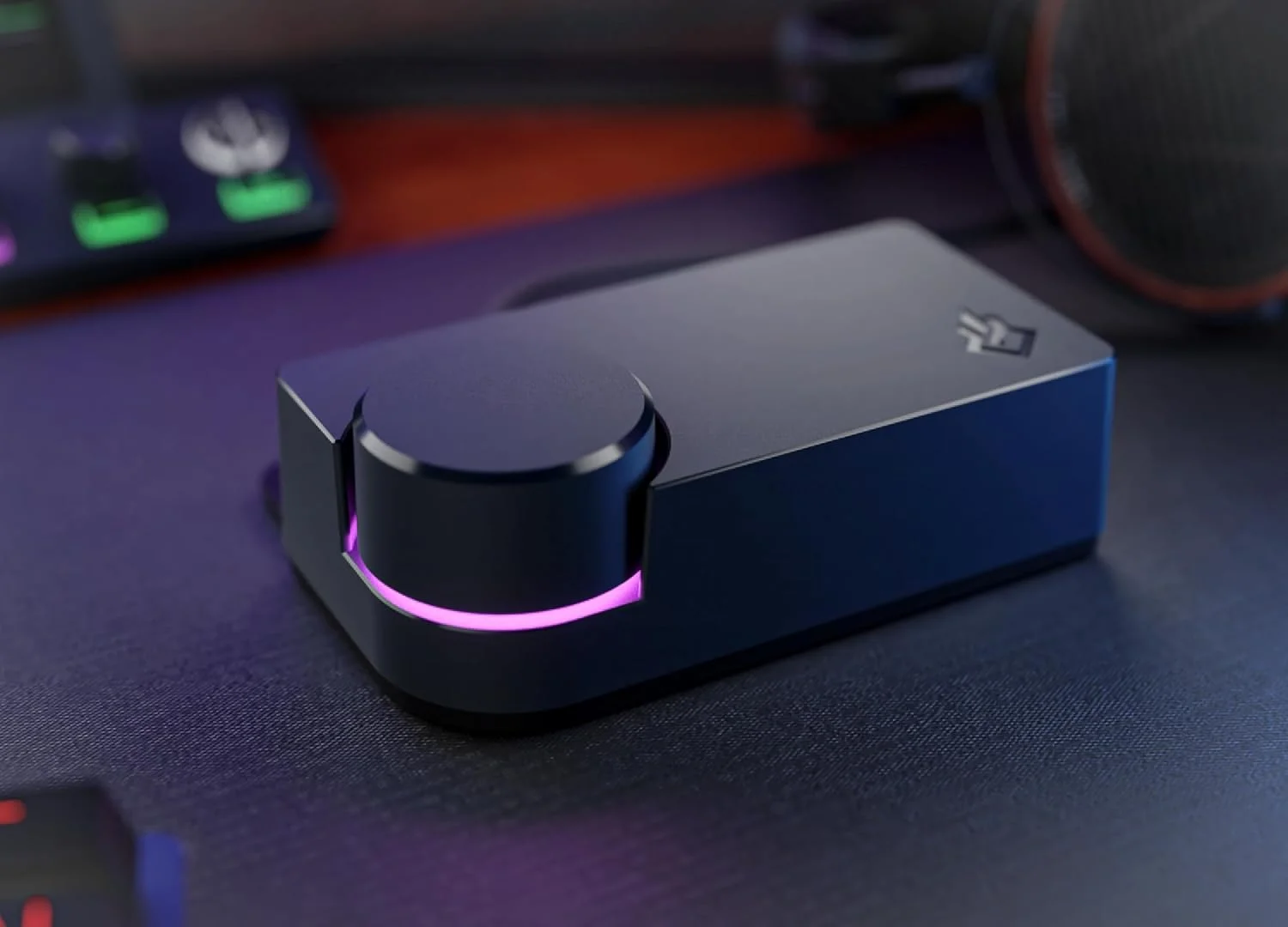 کارت صدای USB XLR استودیویی BEACN برای تولیدکنندگان محتوا، دارای زنجیره میکروفون DSP داخلی، پری امپ فوق العاده کم نویز، اتصالات USB-C چند کاناله دوگانه برای رایانه شخصی و کنسول، برای استریمینگ، بازی و پادکست (تیره) کارت صدای USB XLR استودیویی BEACN برای تولیدکنندگان محتوا، دارای زنجیره میکروفون DSP داخلی، پری امپ فوق العاده کم نویز، اتصالات USB-C چند کاناله دوگانه برای رایانه شخصی و کنسول، برای استریمینگ، بازی و پادکست (تیره)