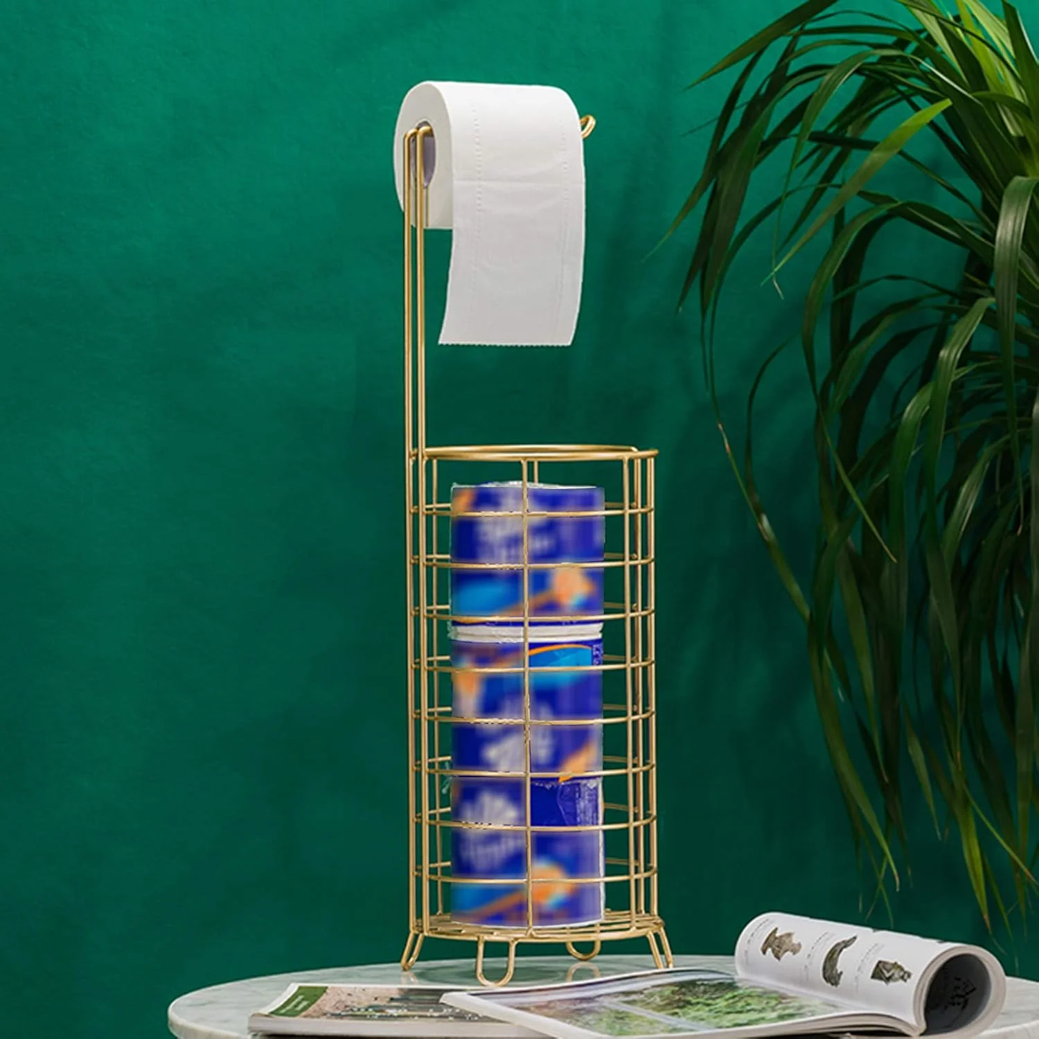 نگهدارنده کاغذ توالت LIU - ایستاده، مناسب حمام با محفظه ذخیره سازی، فلزی طلایی با طراحی توخالی، ارتفاع 60 سانتی متر