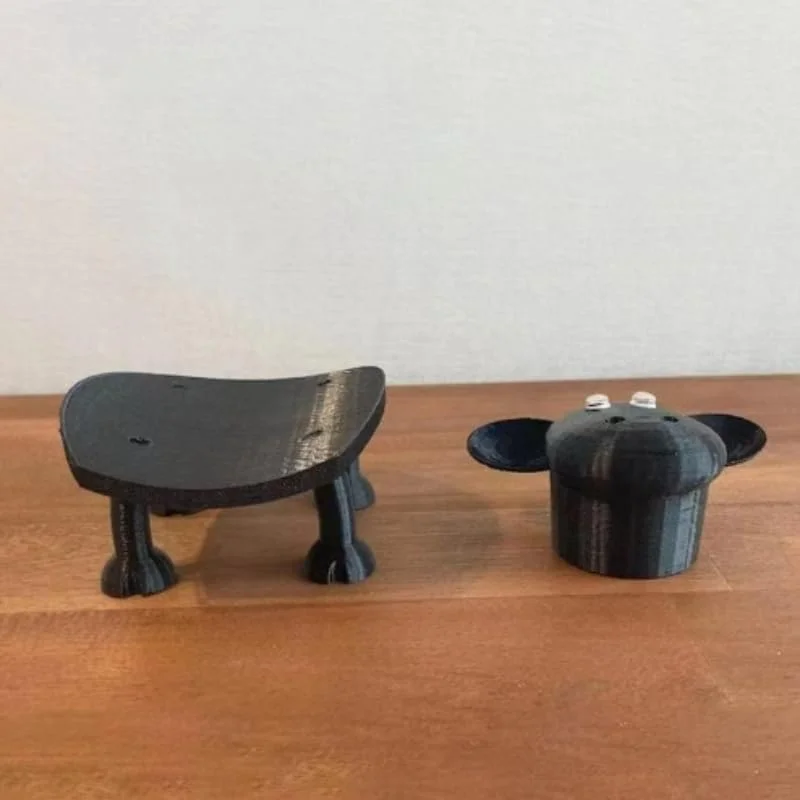 جا دستمال توالت رولی طرح گوسفند، جا کاغذی خنده دار، ست لوازم حمام، استند نگهداری دستمال کاغذی بامزه، دکور حمام زیبا (مشکی)