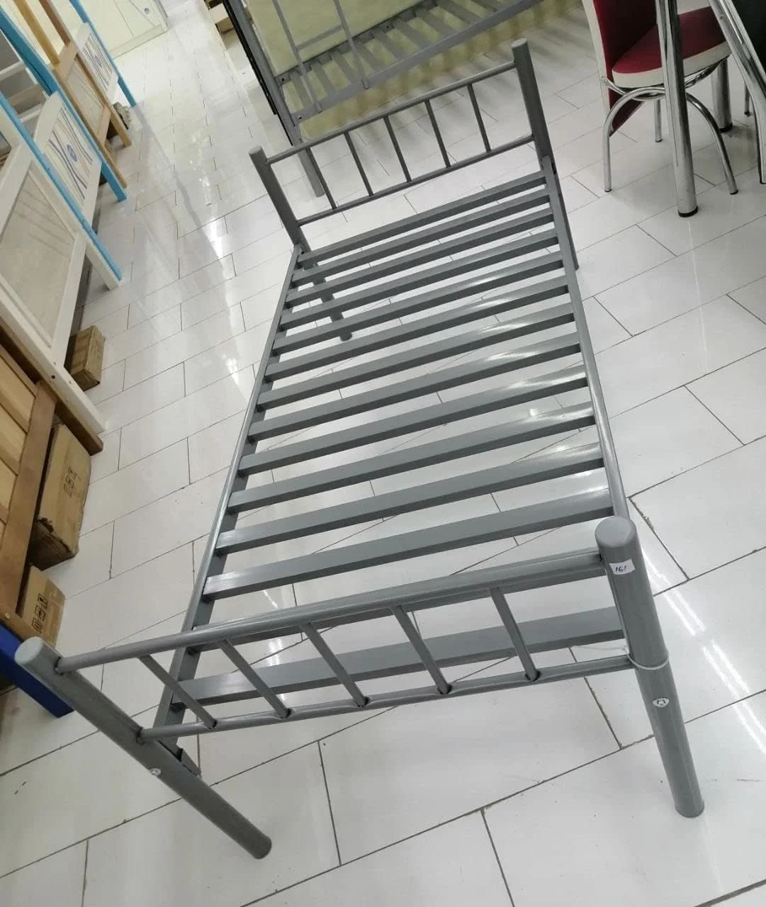 تخت فلزی یک نفره سنگین Furniture4Us، ابعاد 90x190 سانتی متر، بدون تشک، مدل NU161 تخت فلزی یک نفره سنگین Furniture4Us، ابعاد 90x190 سانتی متر، بدون تشک، مدل NU161