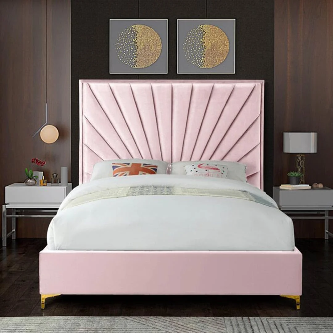 تخت خواب روکش دار آفتاب تابان A to Z Furniture در سایزهای یک نفره، کوئین، کینگ و سوپر کینگ تخت خواب روکش دار آفتاب تابان A to Z Furniture در سایزهای یک نفره، کوئین، کینگ و سوپر کینگ