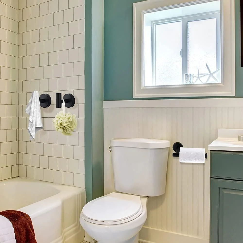 ست لوازم جانبی حمام مشکی KASTWAVE - جا دستمال کاغذی دیواری استیل ضد زنگ SUS 304، 2 عدد قلاب حوله و لباس - کیت دکوراسیون حمام شیک (3 تکه)