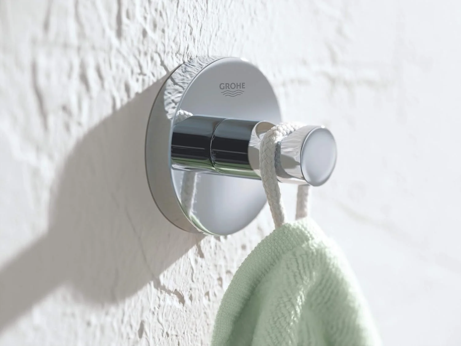 ست لوازم جانبی حمام اصلی 5 تکه GROHE Essentials | حلقه حوله / میله حوله 600 میلی متری / آویز لباس / جا دستمال کاغذی با پوشش / جا صابونی با نگهدارنده | اتصال مخفی | 40344001