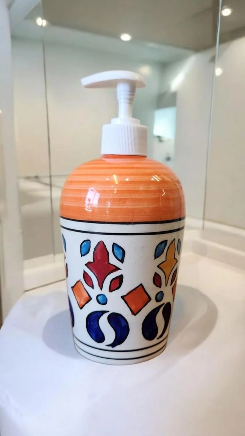 جامایع دستشویی فوم ساز JGARTS با ظرفیت 300 میلی لیتر، پمپ دستی لوسیون، مناسب حمام، ظرف مایع دستشویی فوم ساز، ظرف سرامیکی مایع ظرفشویی مناسب آشپزخانه، قابل پر کردن با مایع برای حمام/آشپزخانه، کرم و نارنجی