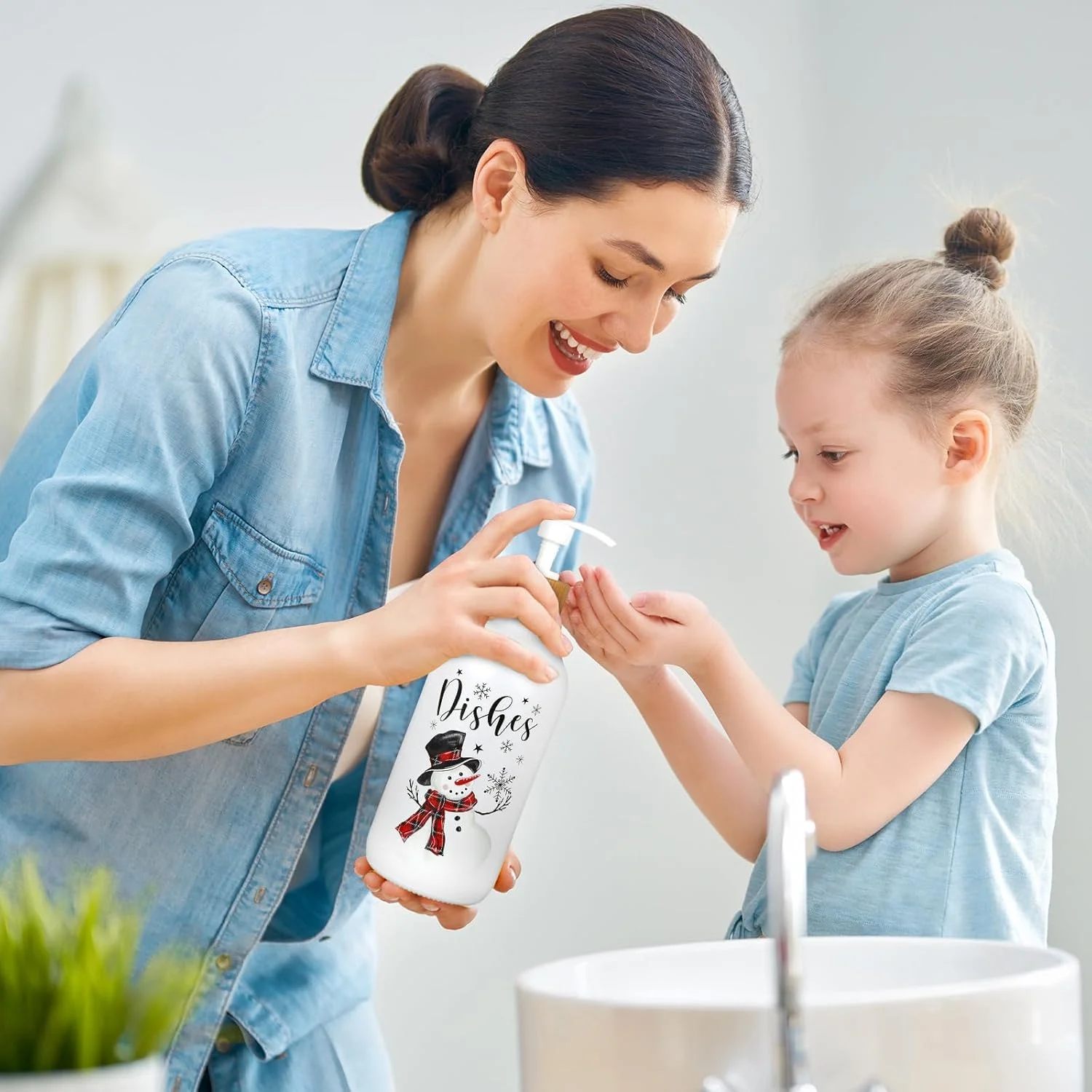 جامایع صابون کریسمس JarThenaAMCS، 473 میلی لیتر، طرح سیاه و سفید بوفالو، آدم برفی، درخت کریسمس، دکور آشپزخانه روستایی برای حمام و پیشخوان آشپزخانه، بسته 2 عددی