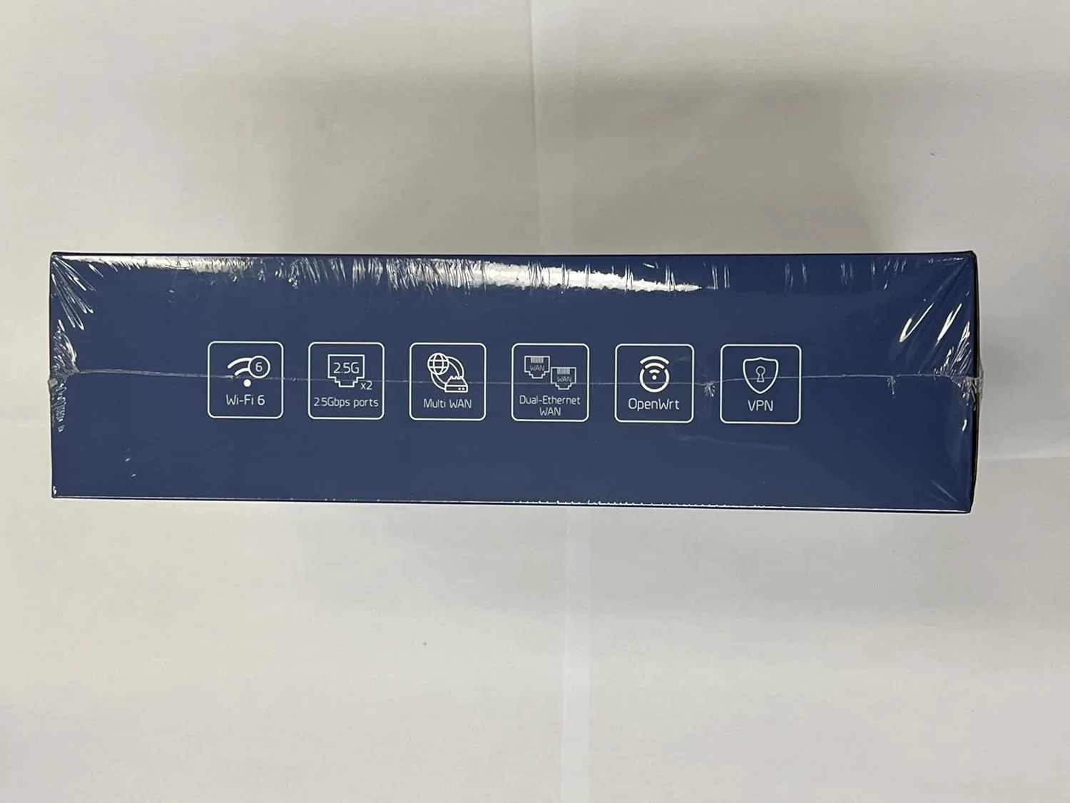 روتر وای فای 6 GL.iNet GL-MT6000 (Flint 2) | روتر وای فای گیمینگ | دارای 2 پورت 2.5G Multi-Gig + 4 پورت اترنت 1G | اتصال انبوه دستگاه | OpenVpn و WireGuard سریع | 802.11ax | پوشش دهی طولانی