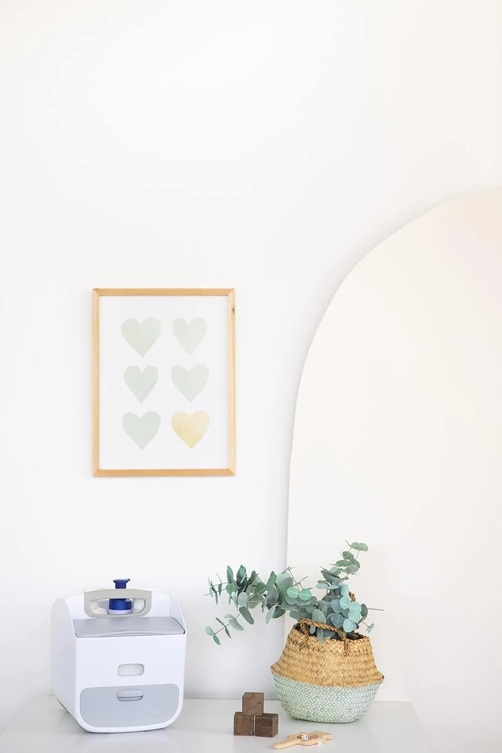 کیف لوازم تعویض پوشک قابل حمل Ubbi به همراه زیرانداز تعویض، مناسب برای نگهداری پوشک، دستمال مرطوب و لوازم جانبی کودک، خاکستری کیف لوازم تعویض پوشک قابل حمل Ubbi به همراه زیرانداز تعویض، مناسب برای نگهداری پوشک، دستمال مرطوب و لوازم جانبی کودک، خاکستری