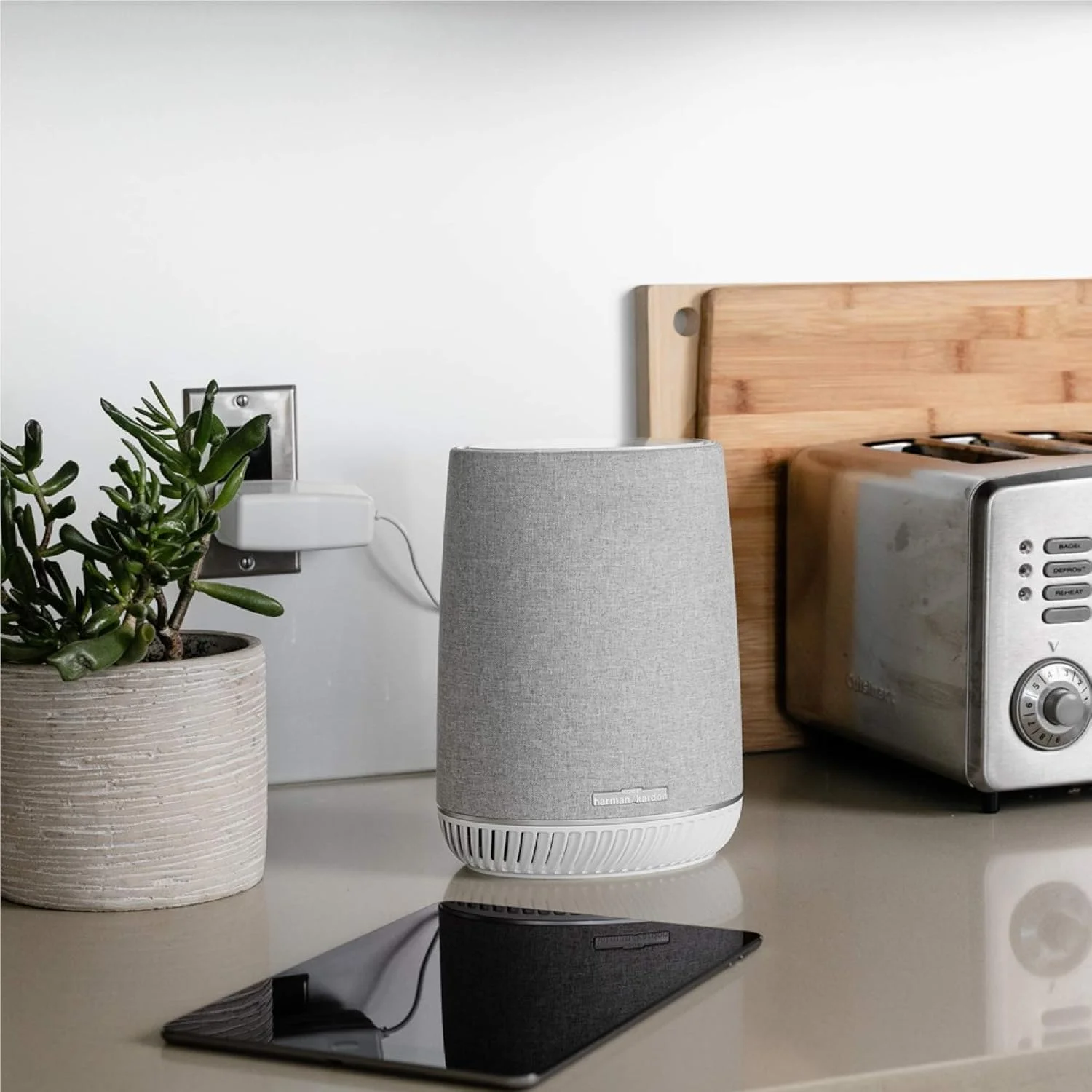 نت گیر NG-RBS40V-100EUS RBS40V-100EUS Orbi Home Mesh Wi-Fi، توسعه دهنده، بلندگوی هوشمند، Amazon Alexa داخلی، سفید