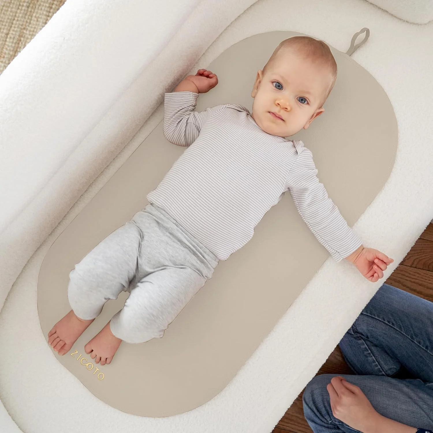 پد تعویض پوشک قابل حمل زیبا ZICOTO - پد تعویض پوشک قابل پاک شدن و تمیز کردن آسان - پد چرمی وگان ضد آب عالی برای مسافرت