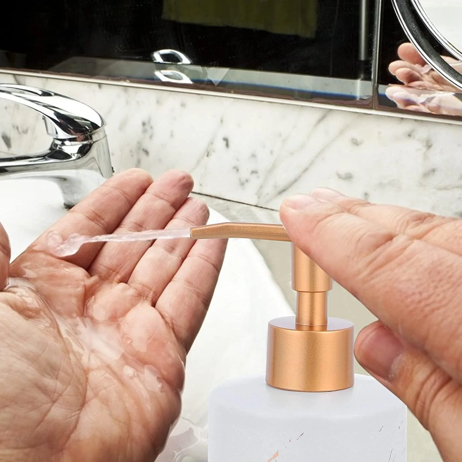 ست لوازم جانبی حمام، 4 تکه کامل، لوازم جانبی حمام مرمری، دکوراسیون مدرن، سازمان دهنده روی میز، جا مسواکی، جا لوسیون، جا صابونی، لیوان. (سفید) ست لوازم جانبی حمام، 4 تکه کامل، لوازم جانبی حمام مرمری، دکوراسیون مدرن، سازمان دهنده روی میز، جا مسواکی، جا لوسیون، جا صابونی، لیوان. (سفید)