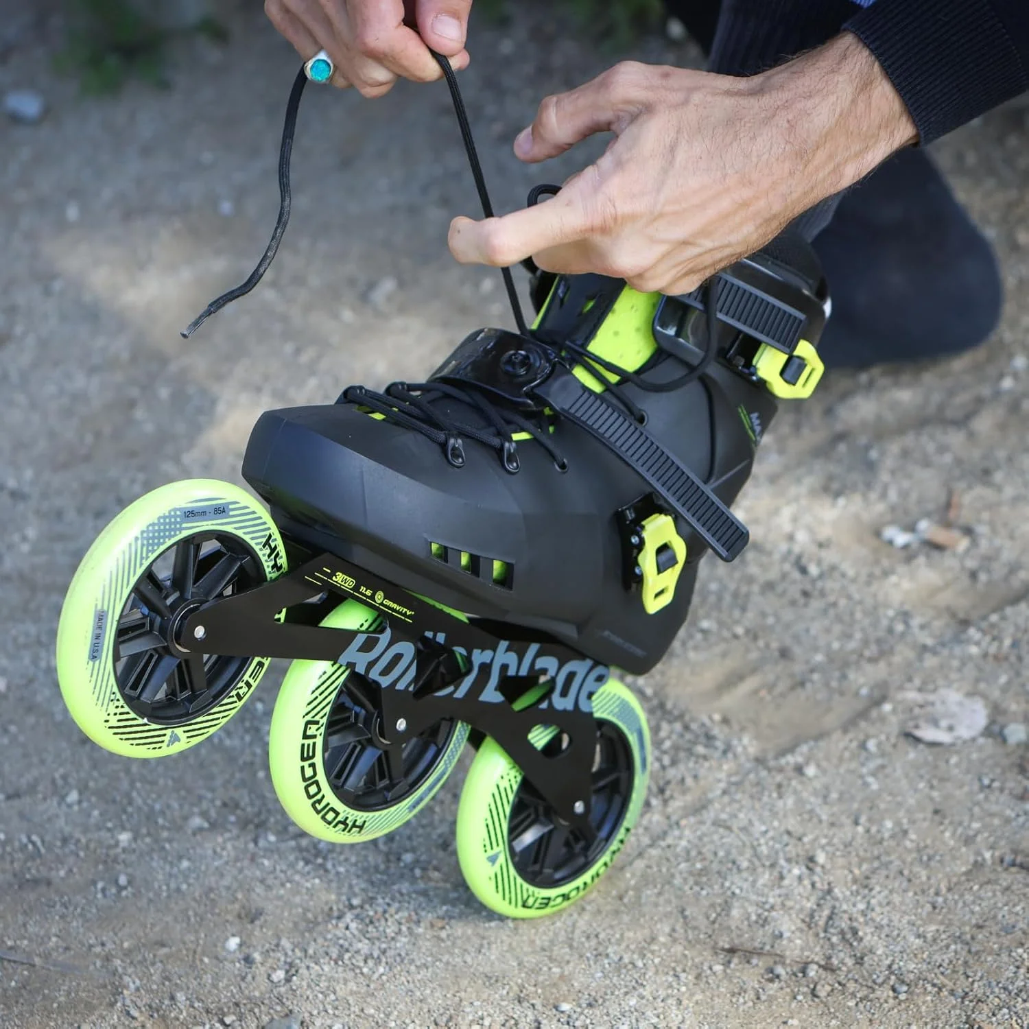 اسکیت اینلاین ROLLERBLADE MAXXUM 125 مدل 2023 مشکی/لیمویی اسکیت اینلاین ROLLERBLADE MAXXUM 125 مدل 2023 مشکی/لیمویی