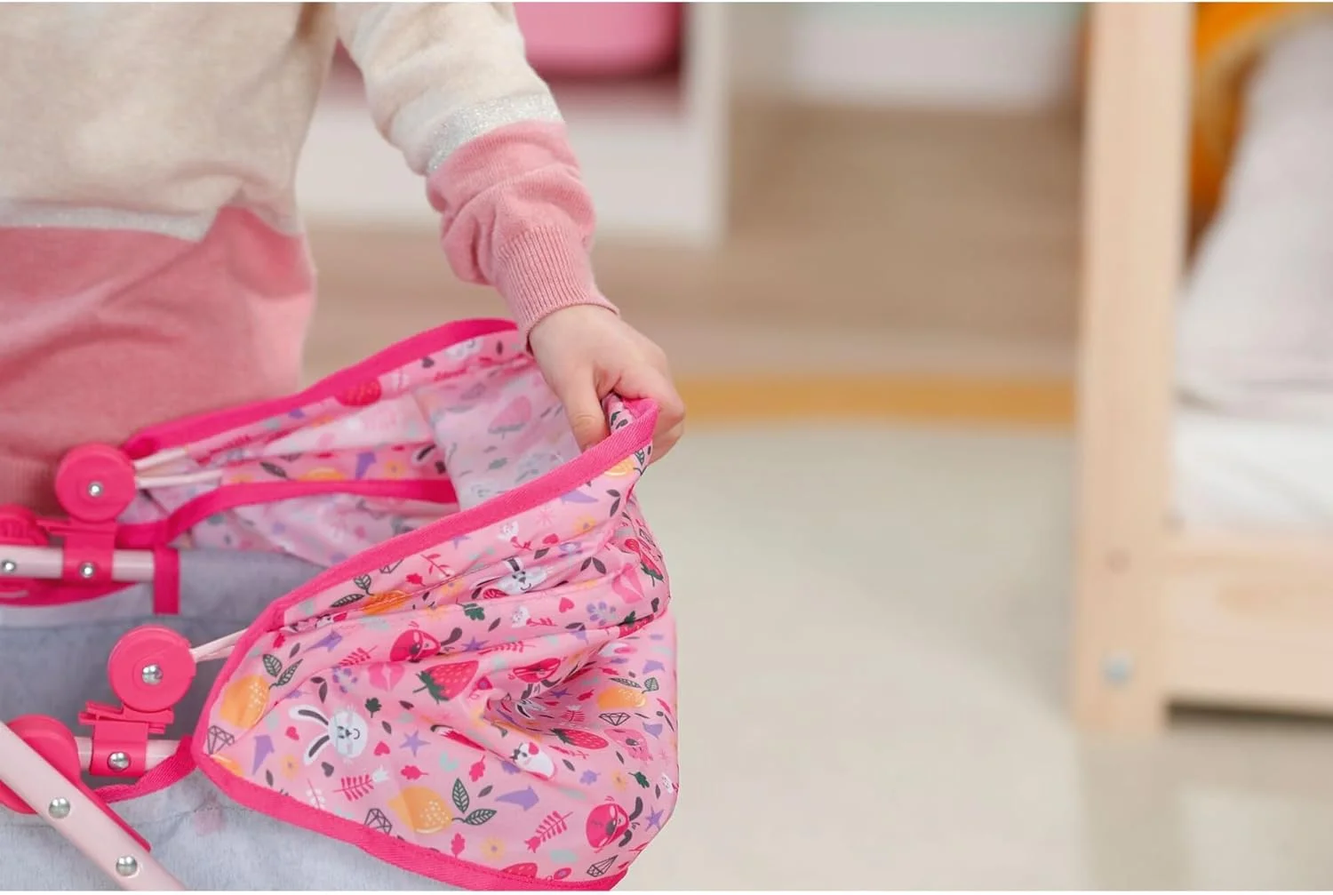 کالسکه عروسک دِلُوکس بیبی بورن زپف کریشن با سطح تکیه گاه و دسته قابل تنظیم، 834145